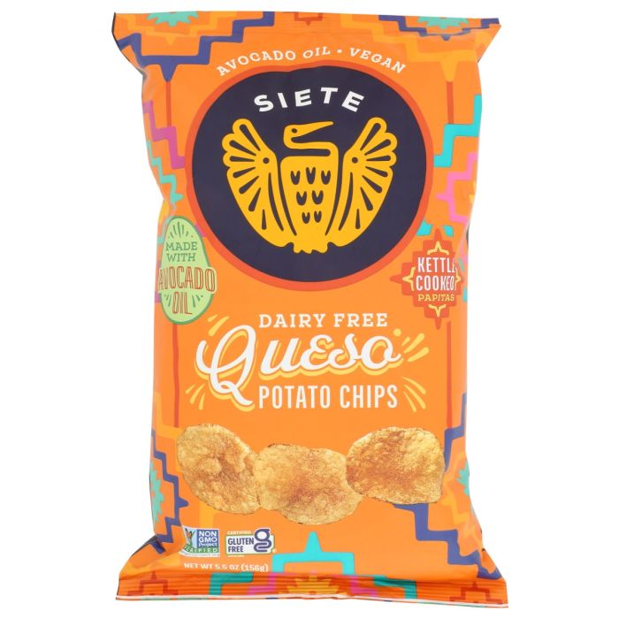 SIETE: Kettle Cooked Queso Potato Chips, 5.5 oz