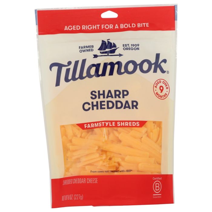TILLAMOOK: Farmstyle Shreds Sharp Cheddar, 8 oz