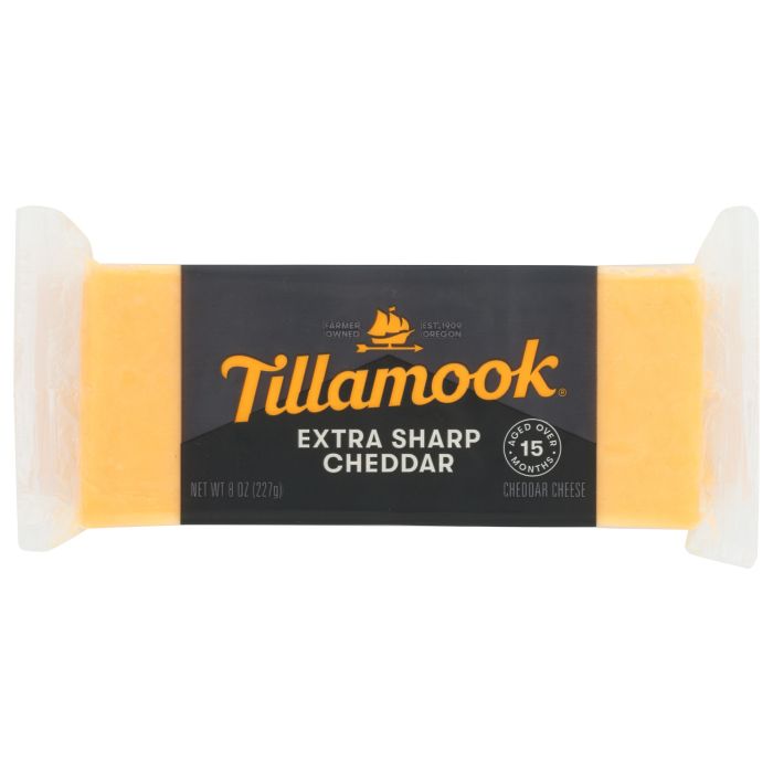TILLAMOOK: Extra Sharp Cheddar Cheese, 8 oz