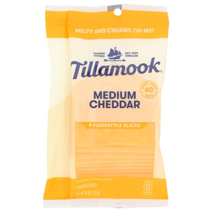 TILLAMOOK: Farmstyle Slices Medium Cheddar, 8 oz