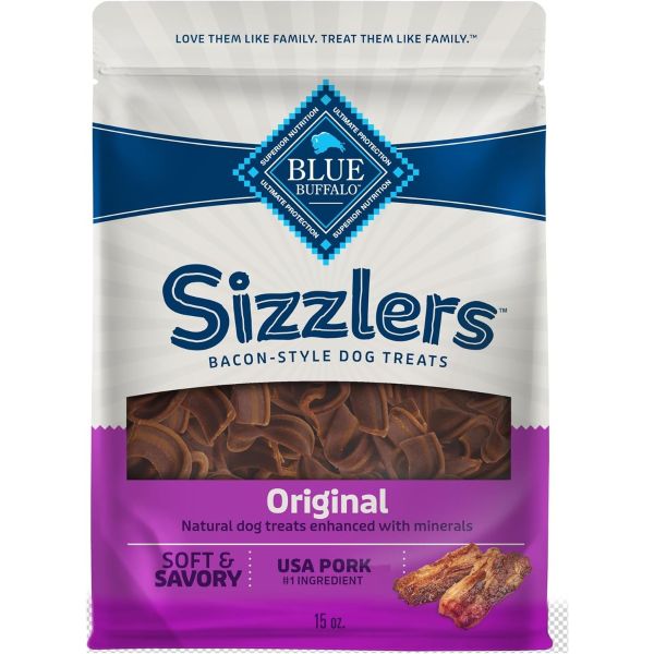 BLUE BUFFALO: Sizzlers Original Bacon-Style Dog Treats, 15 oz